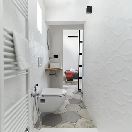 Loft In Front Of St Peter's Square And Sant'angelo Castle - Myloft In